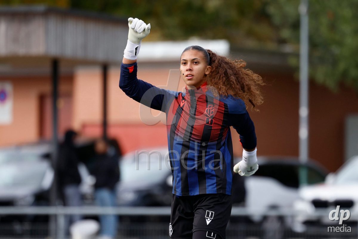 AARAU, SWITZERLAND - OCTOBER 24: Selina Wolfle of FC Basel 1893 warming up prior the AXA Women's Cup match between FC Aarau Frauen and FC Basel 1893 at Sportanlage Schachen on October 24, 2026 in Aarau, Switzerland.