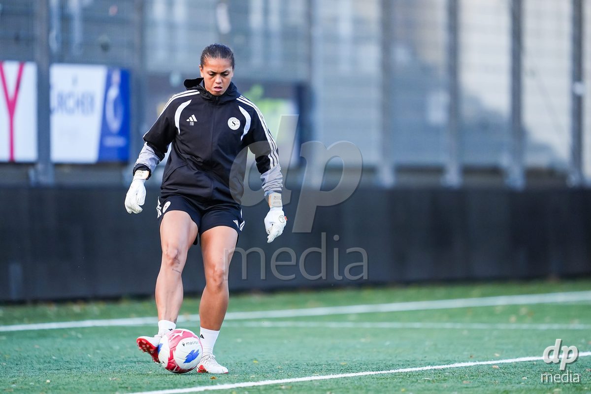 WIL, SWITZERLAND - OCTOBER 24: Jacintha Weimar of Servette FC Chenois Feminin during warm up prior to the AXA Women's Cup match between FC Wil 1900 and Servette FC Chenois Feminin at Lidl Sportpark on October 24, 2026 in Wil, Switzerland.