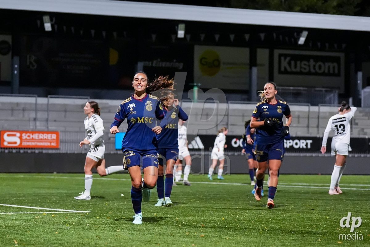 WIL, SWITZERLAND - OCTOBER 24: Joana Marchao of Servette FC Chenois Feminin celebrates the fifth team goal during the AXA Women's Cup match between FC Wil 1900 and Servette FC Chenois Feminin at Lidl Sportpark on OctoberJoana Marchao of Servette FC Chenois Feminin 24, 2026 in Wil, Switzerland.