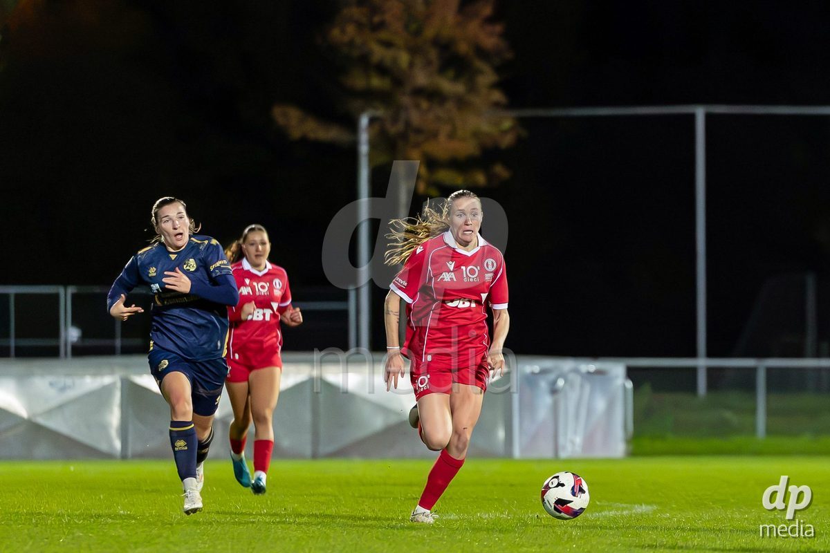 LUZERN, SWITZERLAND - OCTOBER 24: 17 Leyla Mcfarland of FC Rapperswil-Jona challenging with the ball during the AXA Women's Cup match between FC Luzern and FC Rapperswil-Jona at Hubelmatt on October 24, 2026 in Luzern, Switzerland.