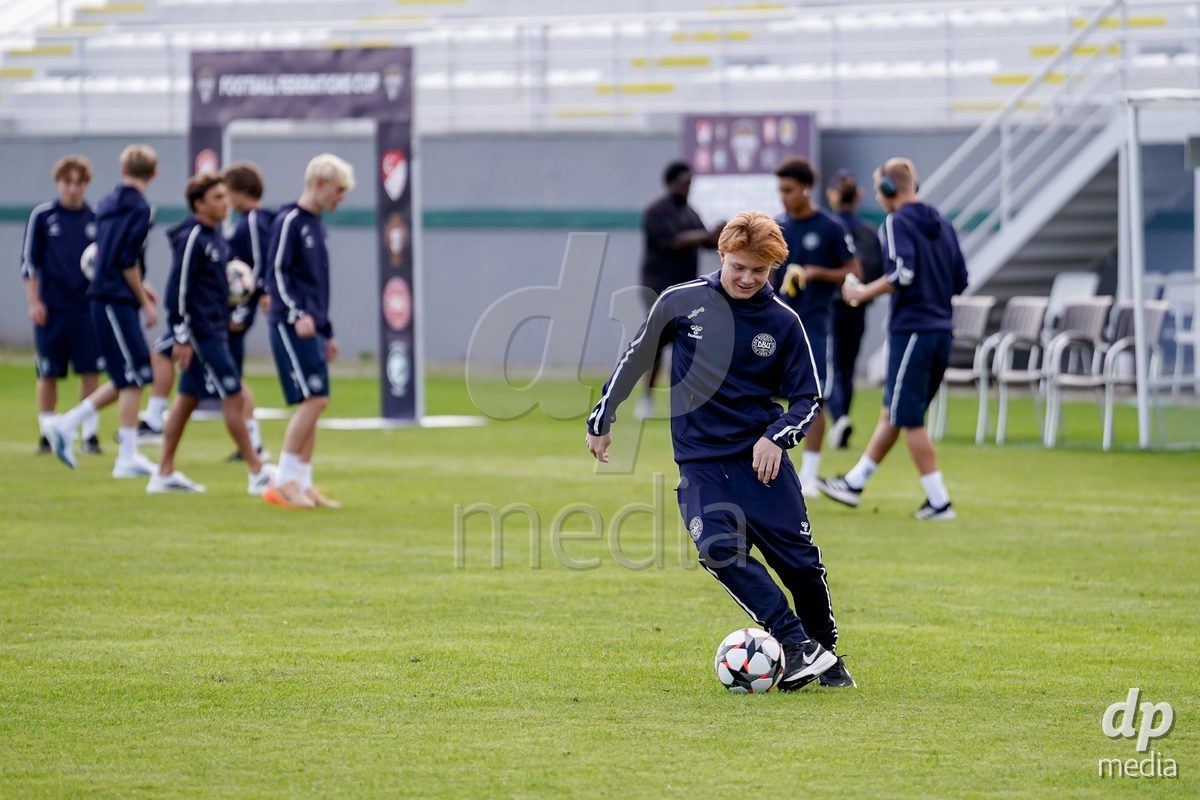 SIDE, TURKIYE - OCTOBER 28: Players of Denmark arrival during the International Friendly match between Denmark U16 and Saudi Arabia U16 at Emirhan Sport Complex on October 28, 2026 in Side, Turkiye.