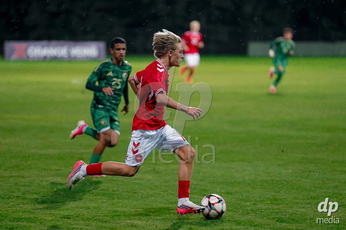 SIDE, TURKIYE - OCTOBER 28: Viggo Dalsgaard of Denmark controls the ball during the International Friendly match between Denmark U16 and Saudi Arabia U16 at Emirhan Sport Complex on October 28, 2026 in Side, Turkiye.