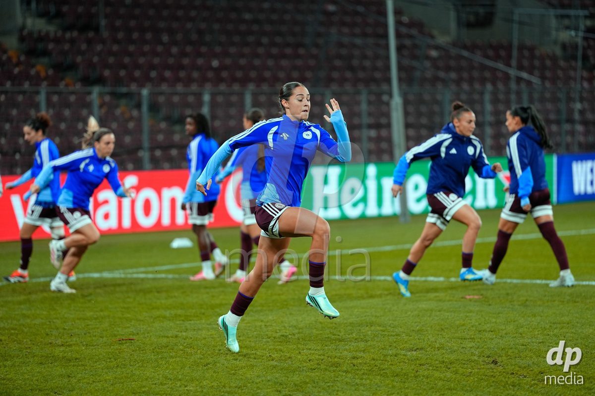 GENEVA, SWITZERLAND - OCTOBER 28: Amina Muratovic of Servette FC Chenois Feminin during warmup before the UEFA Women's Champions League match between Servette FC Chenois Feminin and OH Leuven at Stade de Geneve on October 28, 2026 in Geneva, Switzerland.