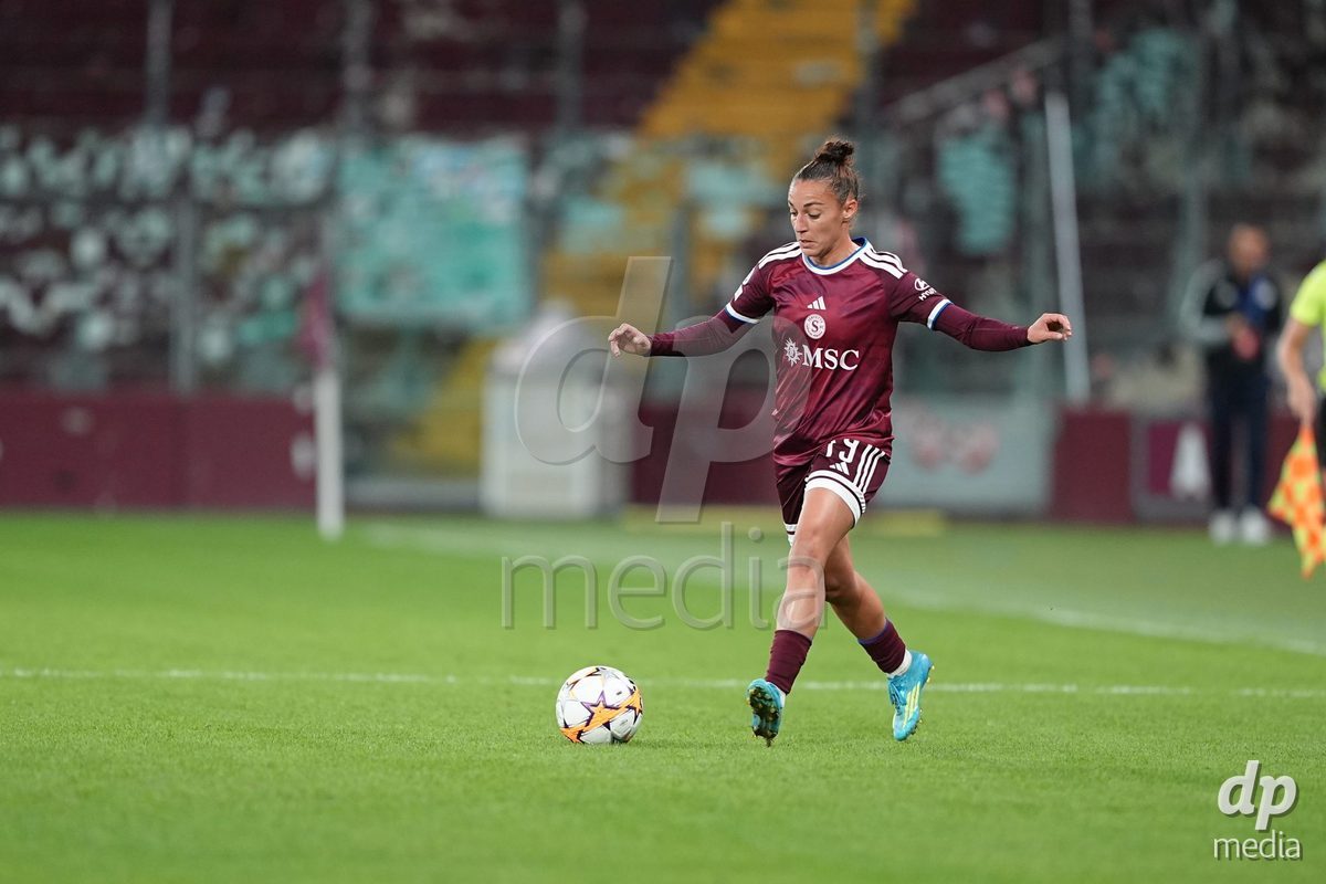 GENEVA, SWITZERLAND - OCTOBER 28: Paula Serrano of Servette FC Chenois Feminin during the UEFA Women's Champions League match between Servette FC Chenois Feminin and OH Leuven at Stade de Geneve on October 28, 2026 in Geneva, Switzerland.