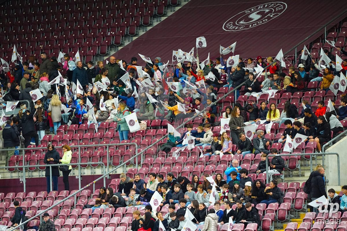 GENEVA, SWITZERLAND - OCTOBER 28: Fans of Servette FC Chenois Feminin during the UEFA Women's Champions League match between Servette FC Chenois Feminin and OH Leuven at Stade de Geneve on October 28, 2026 in Geneva, Switzerland.