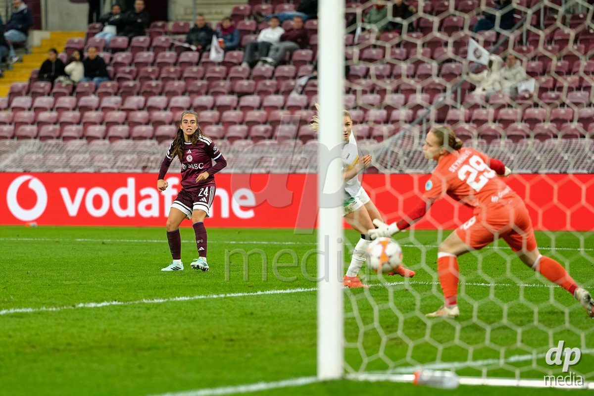 GENEVA, SWITZERLAND - OCTOBER 28: Joana Marchao of Servette FC Chenois Feminin scoring the fifth goal during the UEFA Women's Champions League match between Servette FC Chenois Feminin and OH Leuven at Stade de Geneve on October 28, 2026 in Geneva, Switzerland.
