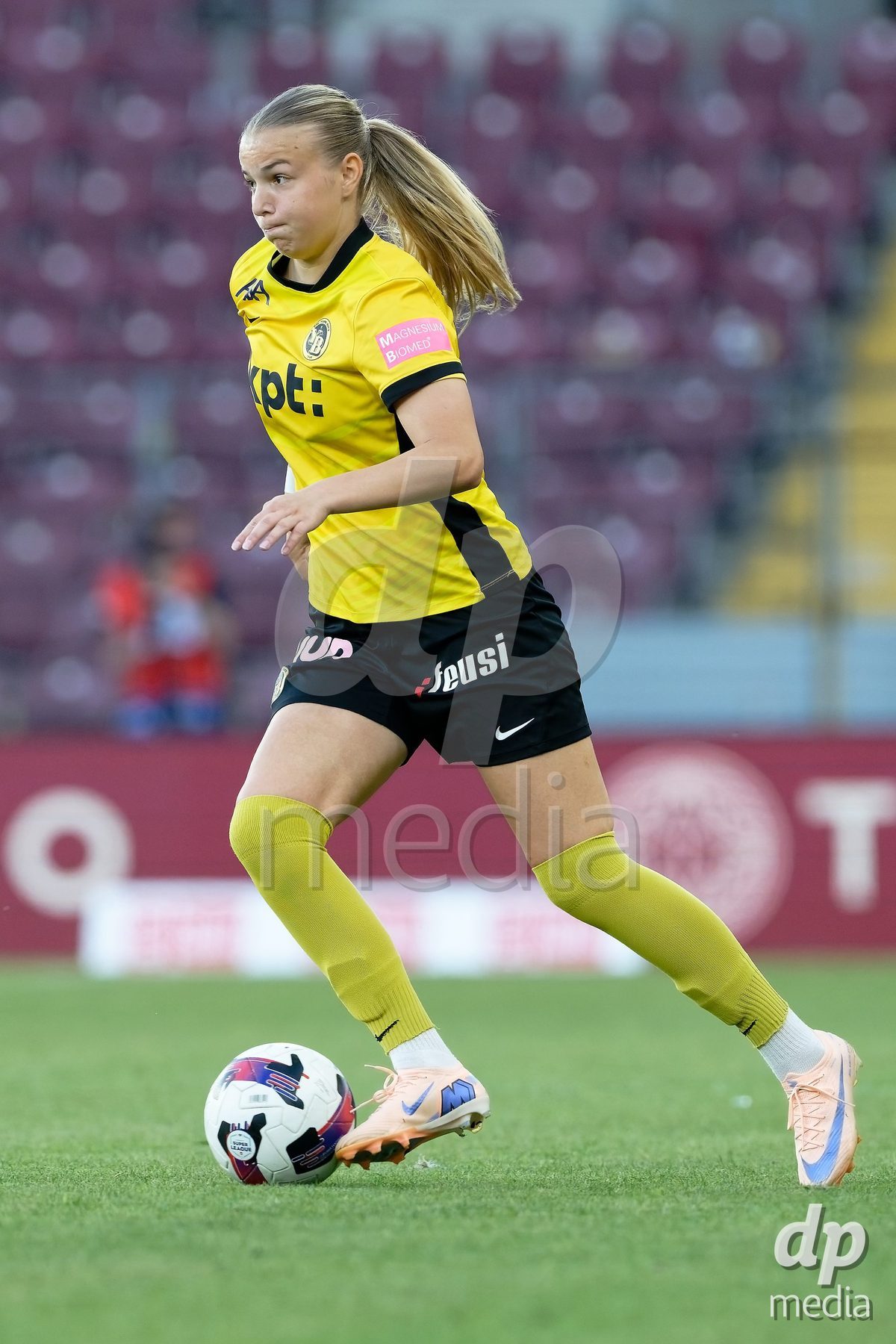 Geneva, Switzerland - May 29 : during the AWSL Final Second Leg match between Servette FC Chenois Feminin  and BSC YB Frauen  at Stade de Geneve on May 29 , 2026 in Geneva, Switzerland.