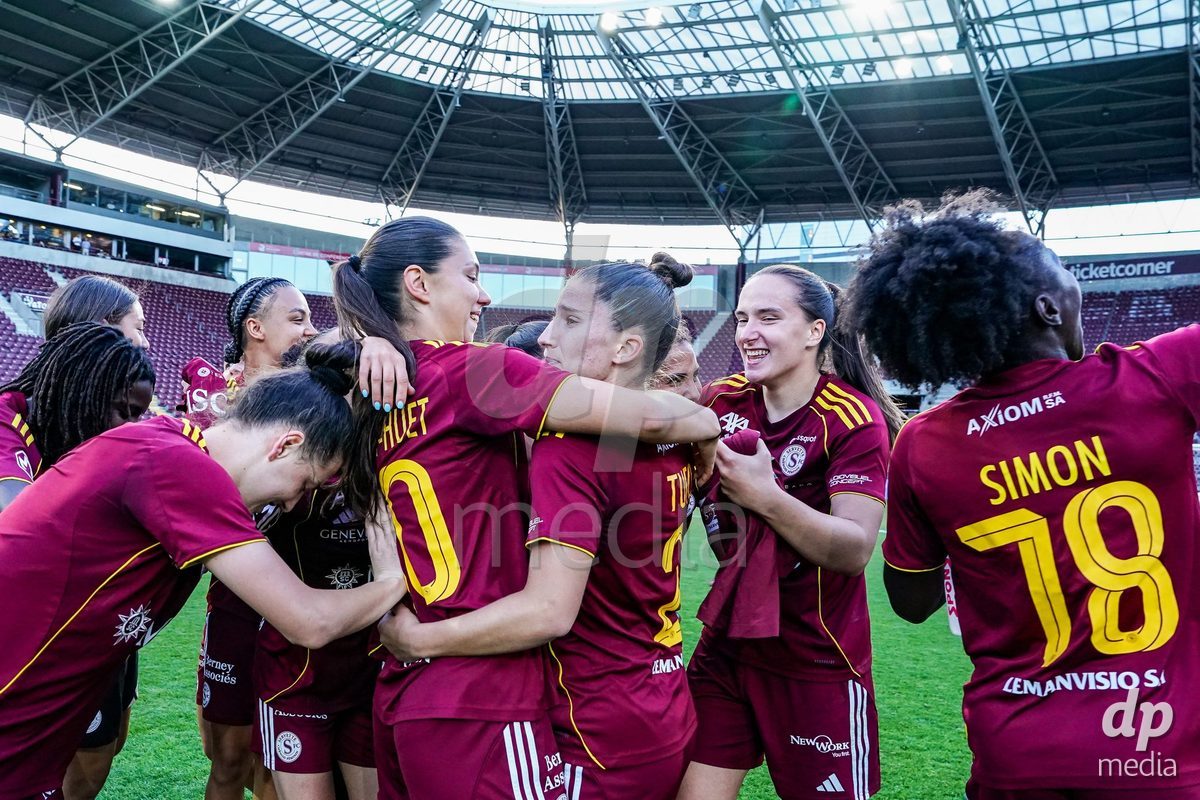 GENEVA, SWITZERLAND - MAY 29: Celebration of team Servette after winning the Final of the AXA Women's Super League match between Servette FC Chenois Feminin and BSC YB Frauen at Stade de Geneve on May 29, 2026 in Geneva, Switzerland.