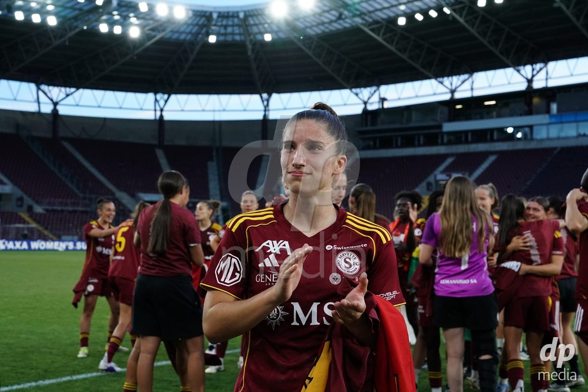 GENEVA, SWITZERLAND - MAY 29: Celebration of team Servette after winning the Final of the AXA Women's Super League match between Servette FC Chenois Feminin and BSC YB Frauen at Stade de Geneve on May 29, 2026 in Geneva, Switzerland.