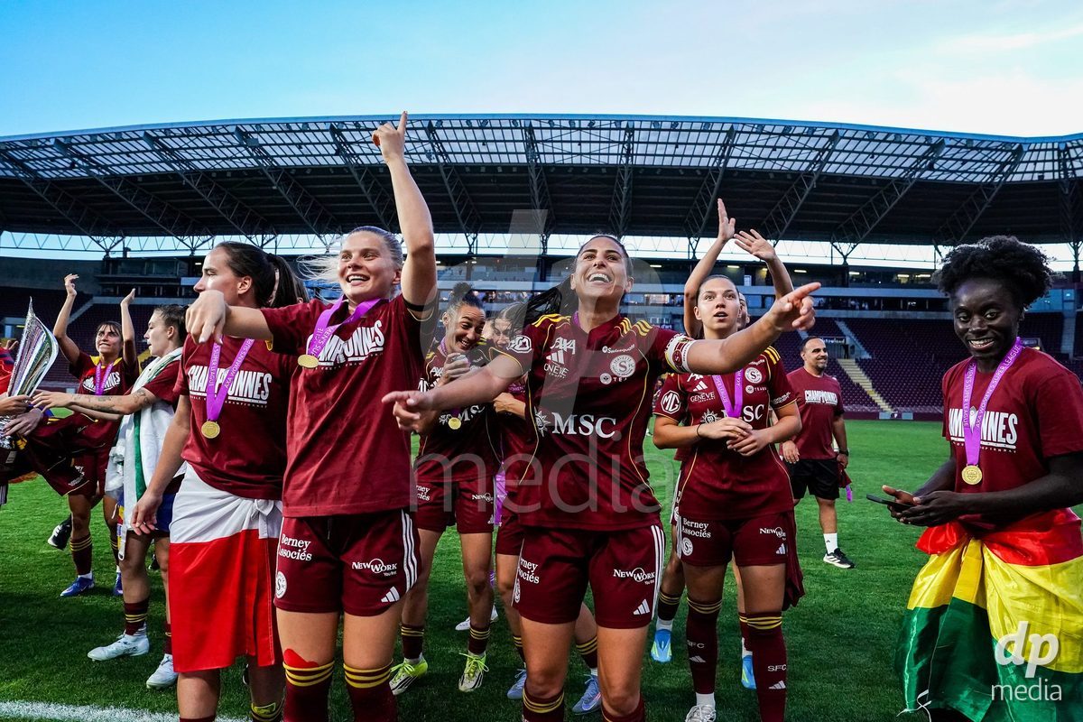 GENEVA, SWITZERLAND - MAY 29: Celebration of team Servette after winning the Final of the AXA Women's Super League match between Servette FC Chenois Feminin and BSC YB Frauen at Stade de Geneve on May 29, 2026 in Geneva, Switzerland.