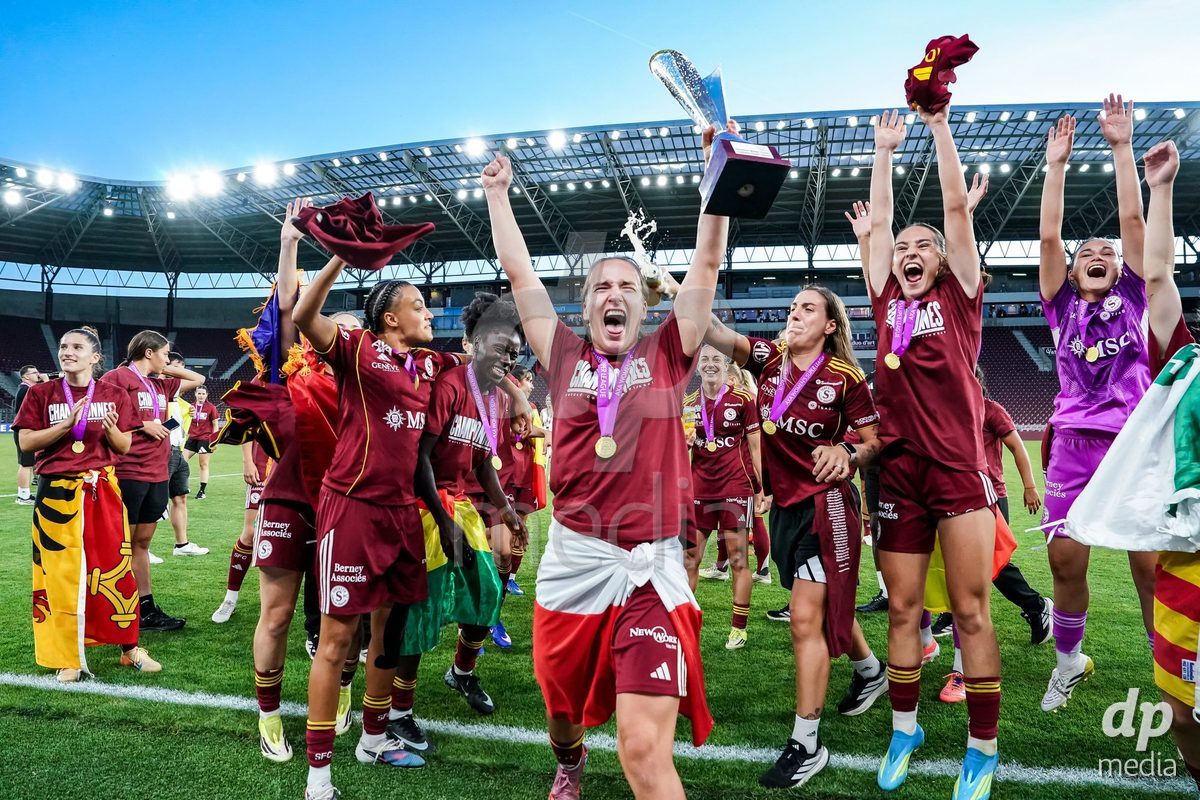 GENEVA, SWITZERLAND - MAY 29: Celebration of team Servette after winning the Final of the AXA Women's Super League match between Servette FC Chenois Feminin and BSC YB Frauen at Stade de Geneve on May 29, 2026 in Geneva, Switzerland.