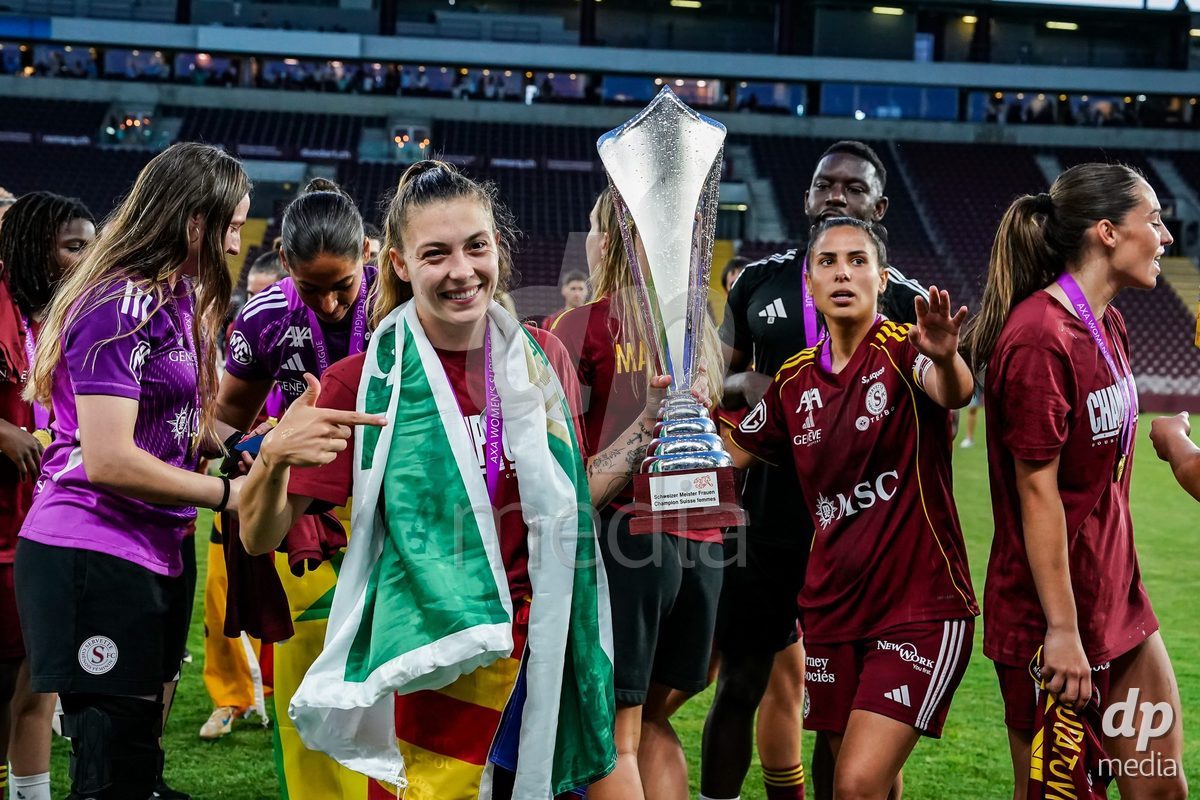 GENEVA, SWITZERLAND - MAY 29: Celebration of team Servette after winning the Final of the AXA Women's Super League match between Servette FC Chenois Feminin and BSC YB Frauen at Stade de Geneve on May 29, 2026 in Geneva, Switzerland.