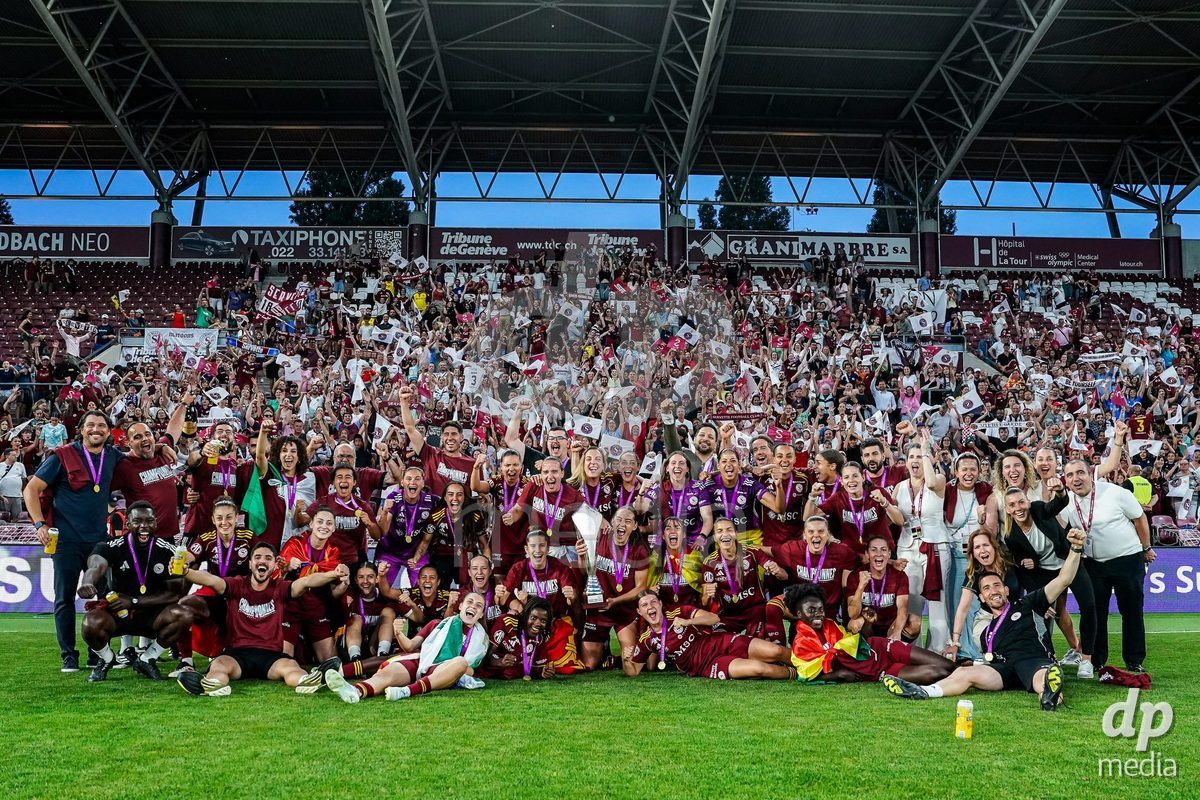 GENEVA, SWITZERLAND - MAY 29: Celebration of team Servette after winning the Final of the AXA Women's Super League match between Servette FC Chenois Feminin and BSC YB Frauen at Stade de Geneve on May 29, 2026 in Geneva, Switzerland.