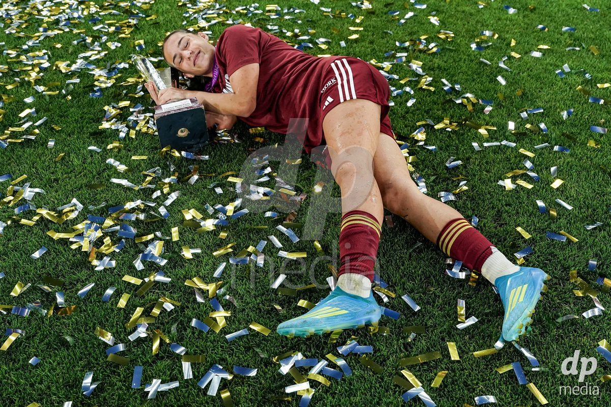 GENEVA, SWITZERLAND - MAY 29: Celebration of team Servette after winning the Final of the AXA Women's Super League match between Servette FC Chenois Feminin and BSC YB Frauen at Stade de Geneve on May 29, 2026 in Geneva, Switzerland.