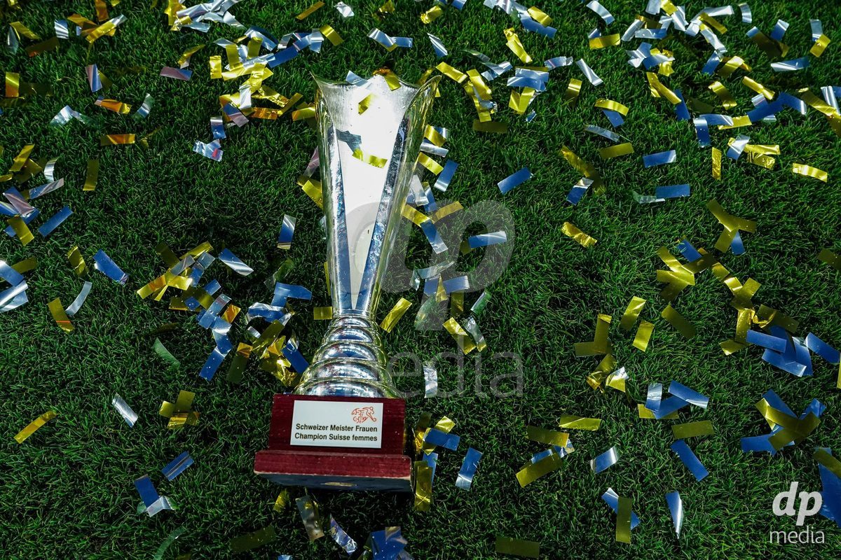 GENEVA, SWITZERLAND - MAY 29: Celebration of team Servette after winning the Final of the AXA Women's Super League match between Servette FC Chenois Feminin and BSC YB Frauen at Stade de Geneve on May 29, 2026 in Geneva, Switzerland.