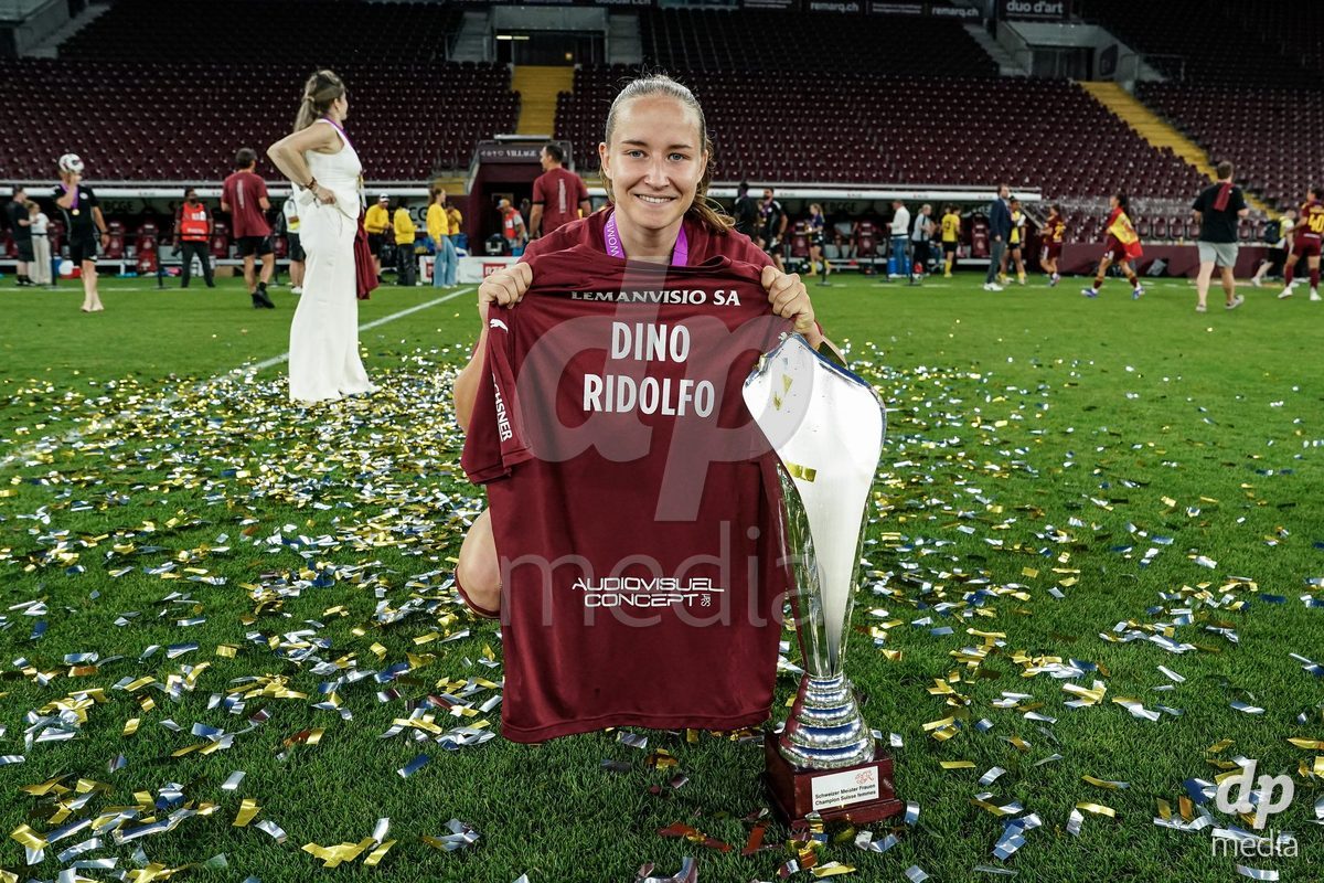 GENEVA, SWITZERLAND - MAY 29: Celebration of team Servette after winning the Final of the AXA Women's Super League match between Servette FC Chenois Feminin and BSC YB Frauen at Stade de Geneve on May 29, 2026 in Geneva, Switzerland.