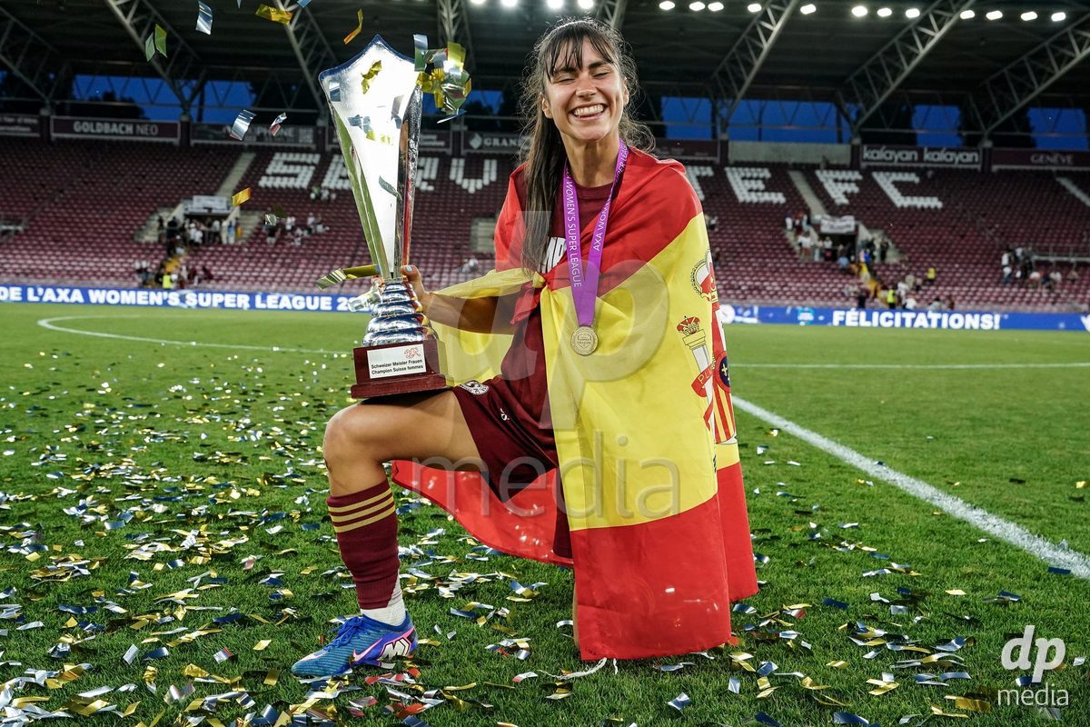 GENEVA, SWITZERLAND - MAY 29: Celebration of team Servette after winning the Final of the AXA Women's Super League match between Servette FC Chenois Feminin and BSC YB Frauen at Stade de Geneve on May 29, 2026 in Geneva, Switzerland.