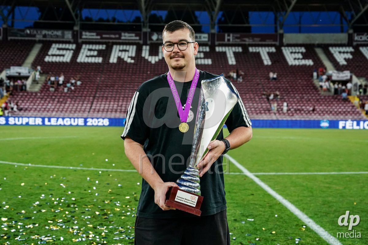 GENEVA, SWITZERLAND - MAY 29: Celebration of team Servette after winning the Final of the AXA Women's Super League match between Servette FC Chenois Feminin and BSC YB Frauen at Stade de Geneve on May 29, 2026 in Geneva, Switzerland.