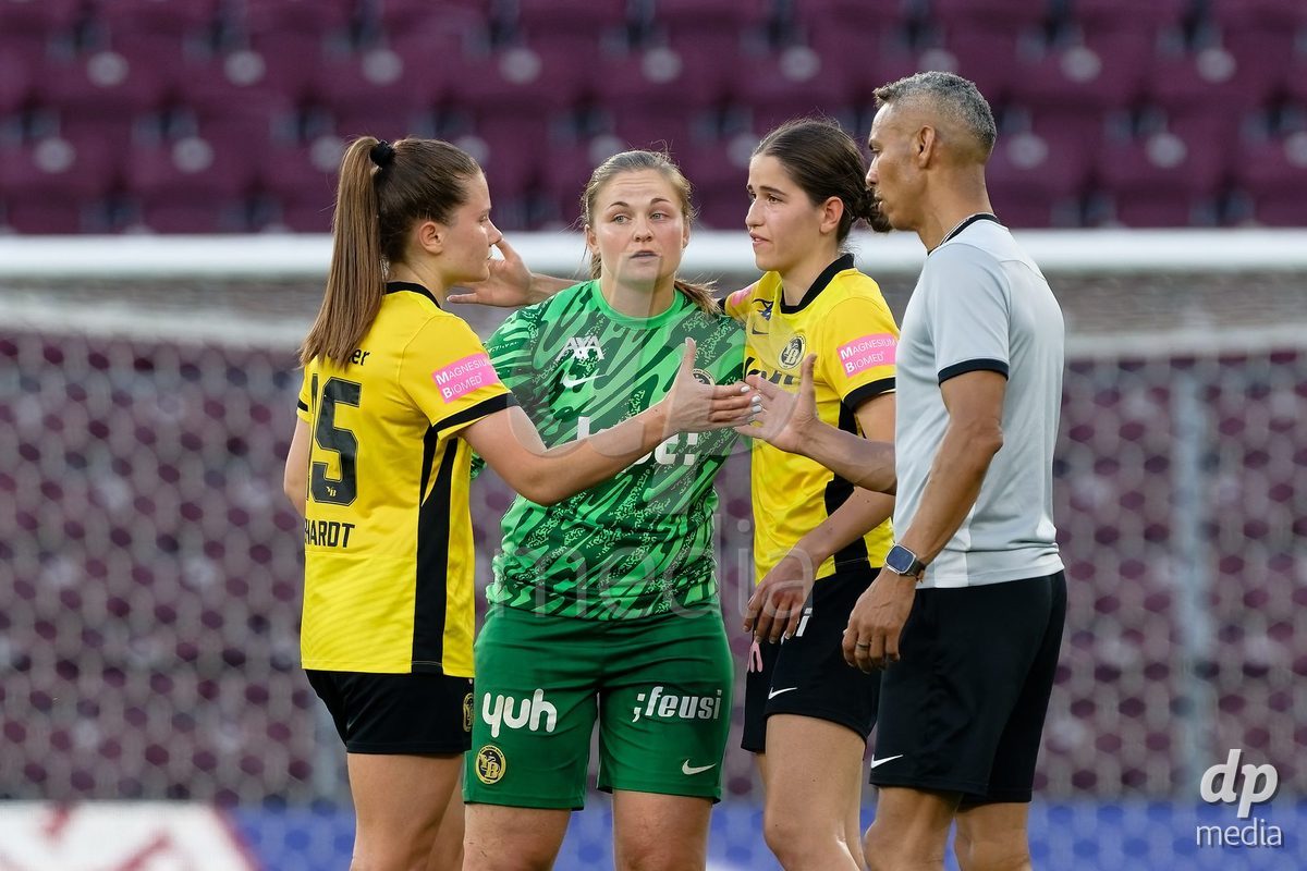 Geneva, Switzerland - May 29 : Emilie Bernhardt of BSC YB Frauen Amanda Brunholt of BSC YB Frauen Giulia Schlup of BSC YB Frauen look dejected after losing the final    during the AWSL Final Second Leg match between Servette FC Chenois Feminin  and BSC YB Frauen  at Stade de Geneve on May 29 , 2026 in Geneva, Switzerland.