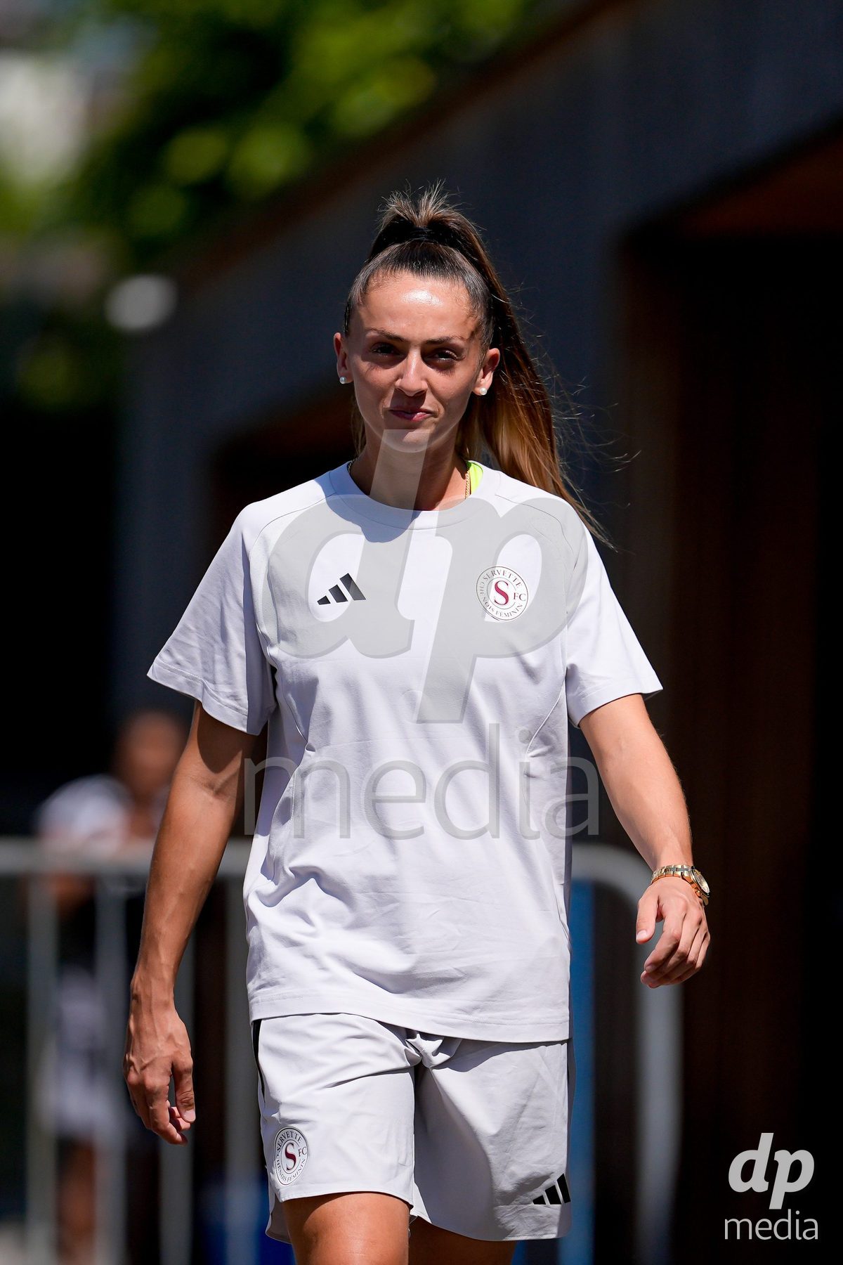 Switzerland: AXA Womens Super League 2026/27, Servette FC Chenois Feminin vs FC Aarau Frauen - Stade des Trois-Chene, Chene-Bourg: Players of Servette FC Chenois Feminin arrival