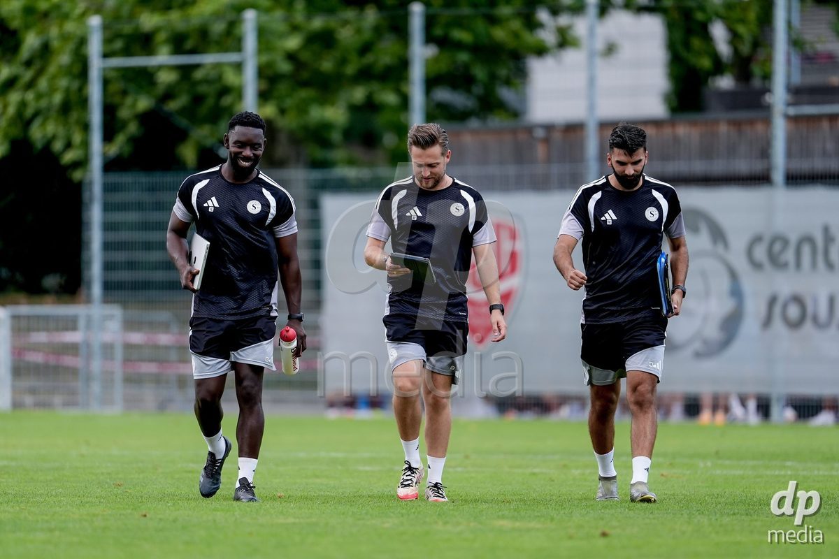 Switzerland: AXA Womens Super League 2026/27, Servette FC Chenois Feminin vs FC Aarau Frauen - Stade des Trois-Chene, Chene-Bourg: Servette FC Chenois Feminin staff