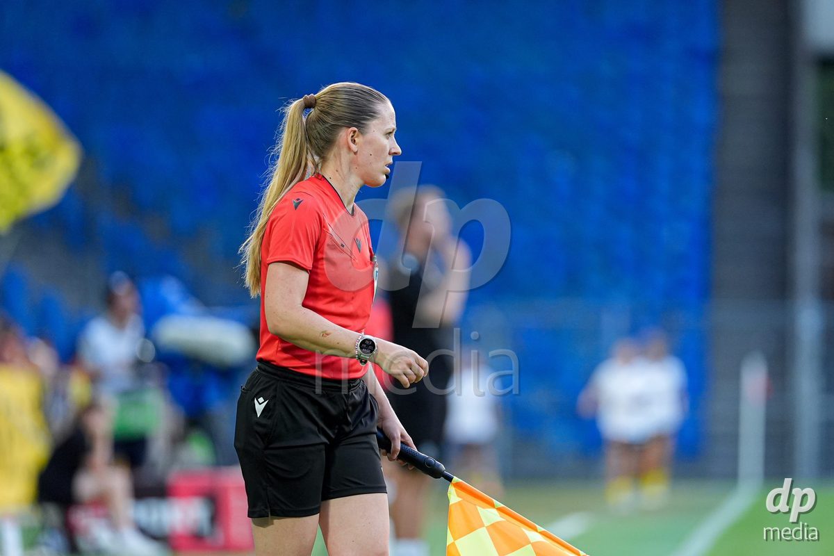 Switzerland: AXA Womens Super League 2026/27, FC Basel 1893 vs BSC YB Frauen - St. Jakob-Park, Basel: Referee Belinda Pierre-Brem