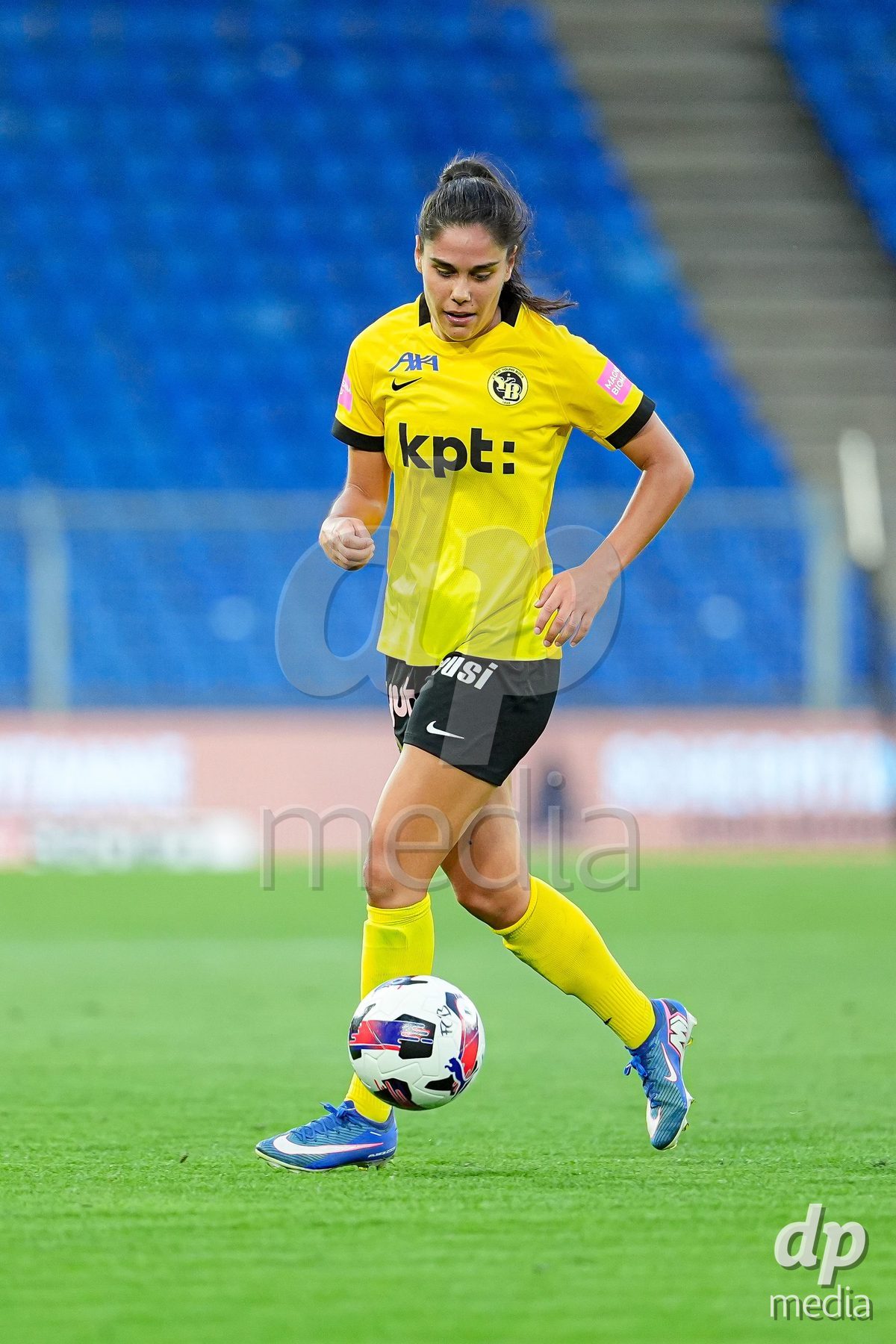 Switzerland: AXA Womens Super League 2026/27, FC Basel 1893 vs BSC YB Frauen - St. Jakob-Park, Basel: Laura Frey (26 BSC YB Frauen) in action.