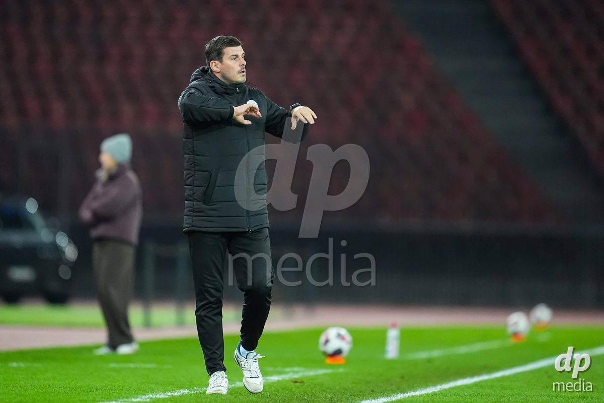 ZURICH, SWITZERLAND - OCTOBER 31: Arnaud Vialatte, Head Coach of Yverdon Sport Women reacts during the AXA Women's Super League match between GC Frauenfussball and Yverdon Sport Women at Letzigrund on October 31, 2026 in Zurich, Switzerland. (Photo by Daniela Porcelli/DP Media)